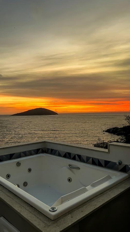 La Menorca Beach House - B&B Arraial do Cabo
