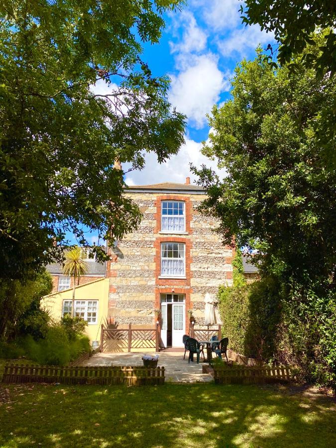 Lala Mundi - Bed and Breakfast Brading