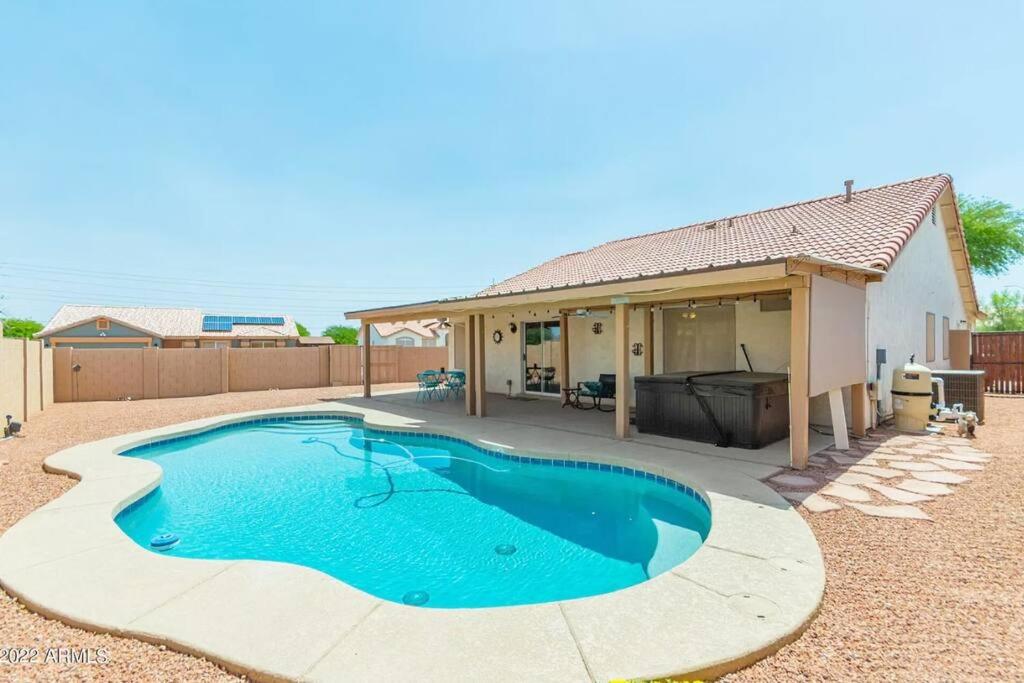 B&B Casa Grande - Modern villa with sparkling pool and hot tub! - Bed and Breakfast Casa Grande