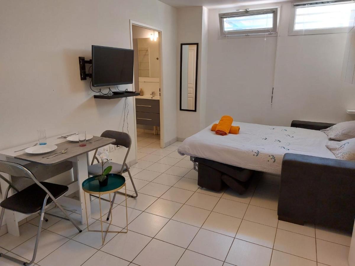 Charmant Studio La Ville Du Bois - B&B La Ville-du-Bois