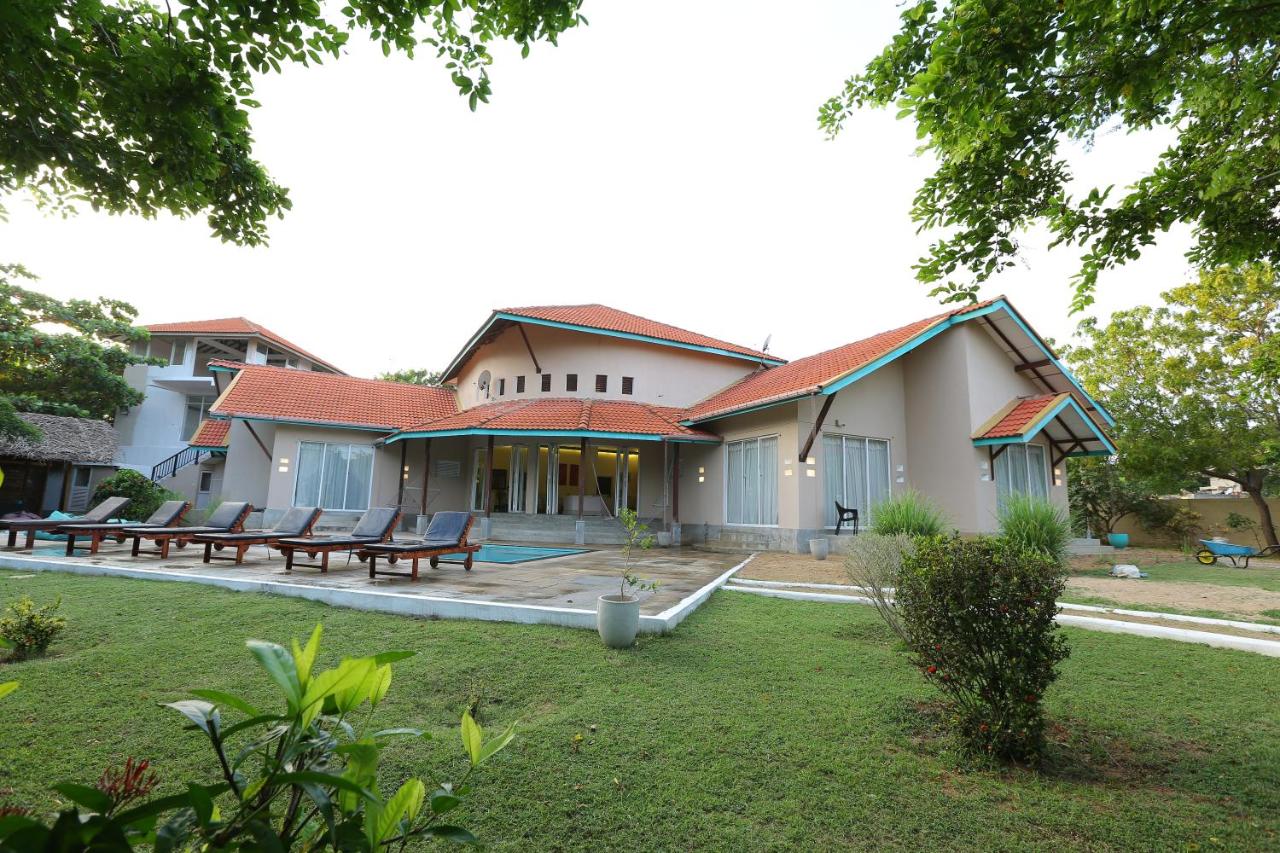 B&B Passikudah - The Beach house by Kay Jay Hotels - Bed and Breakfast Passikudah