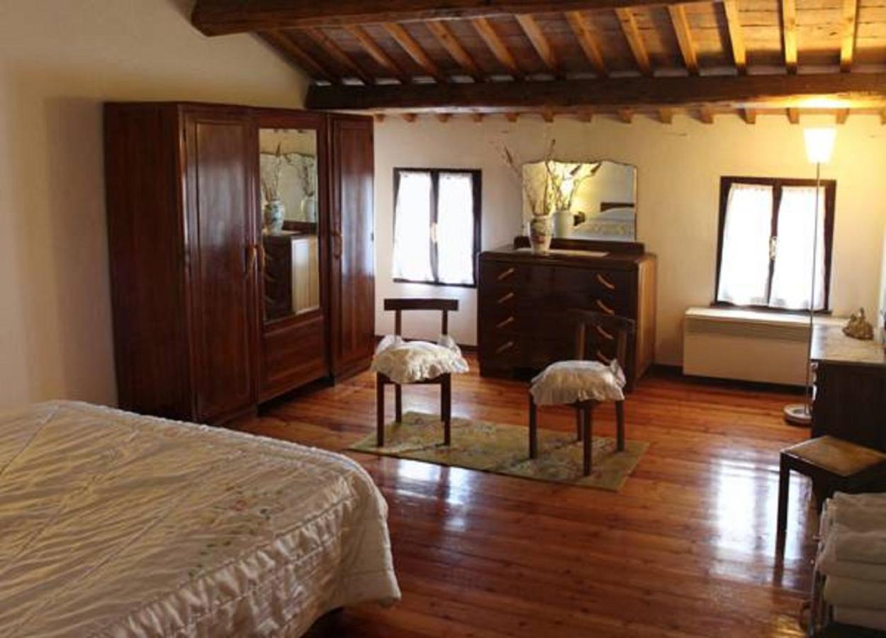 Standard Double Room with Shared Bathroom
