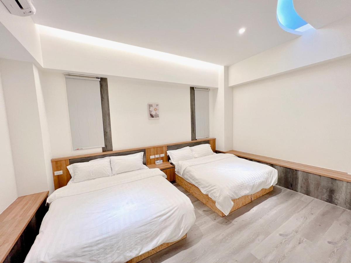 Quadruple Room with Private Bathroom