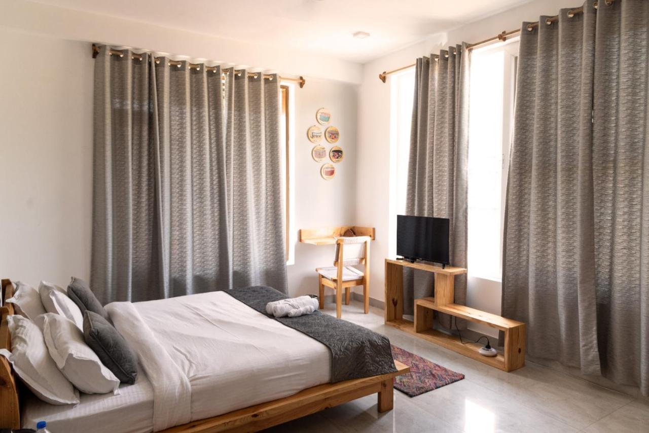 Double Room with Mountain View