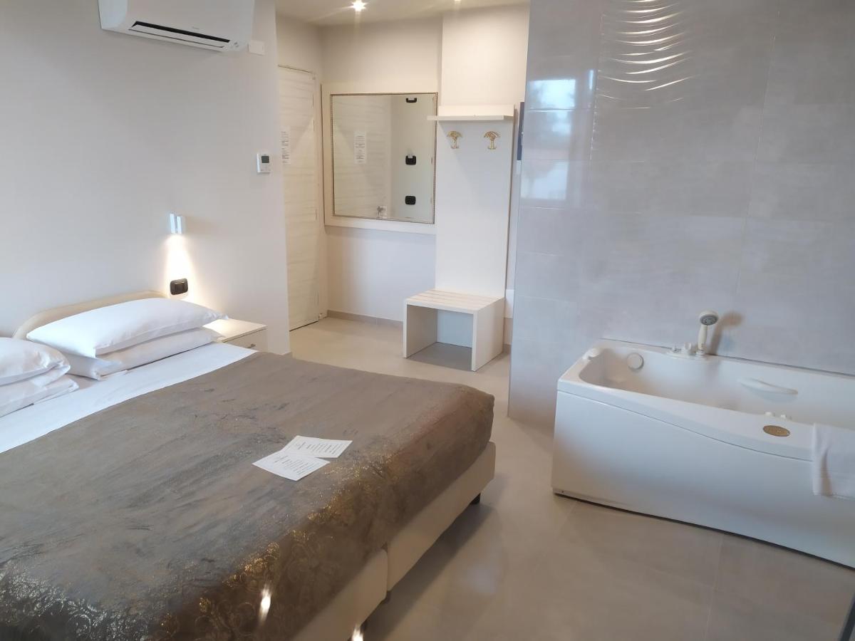 Chambre Double avec Baignoire Spa