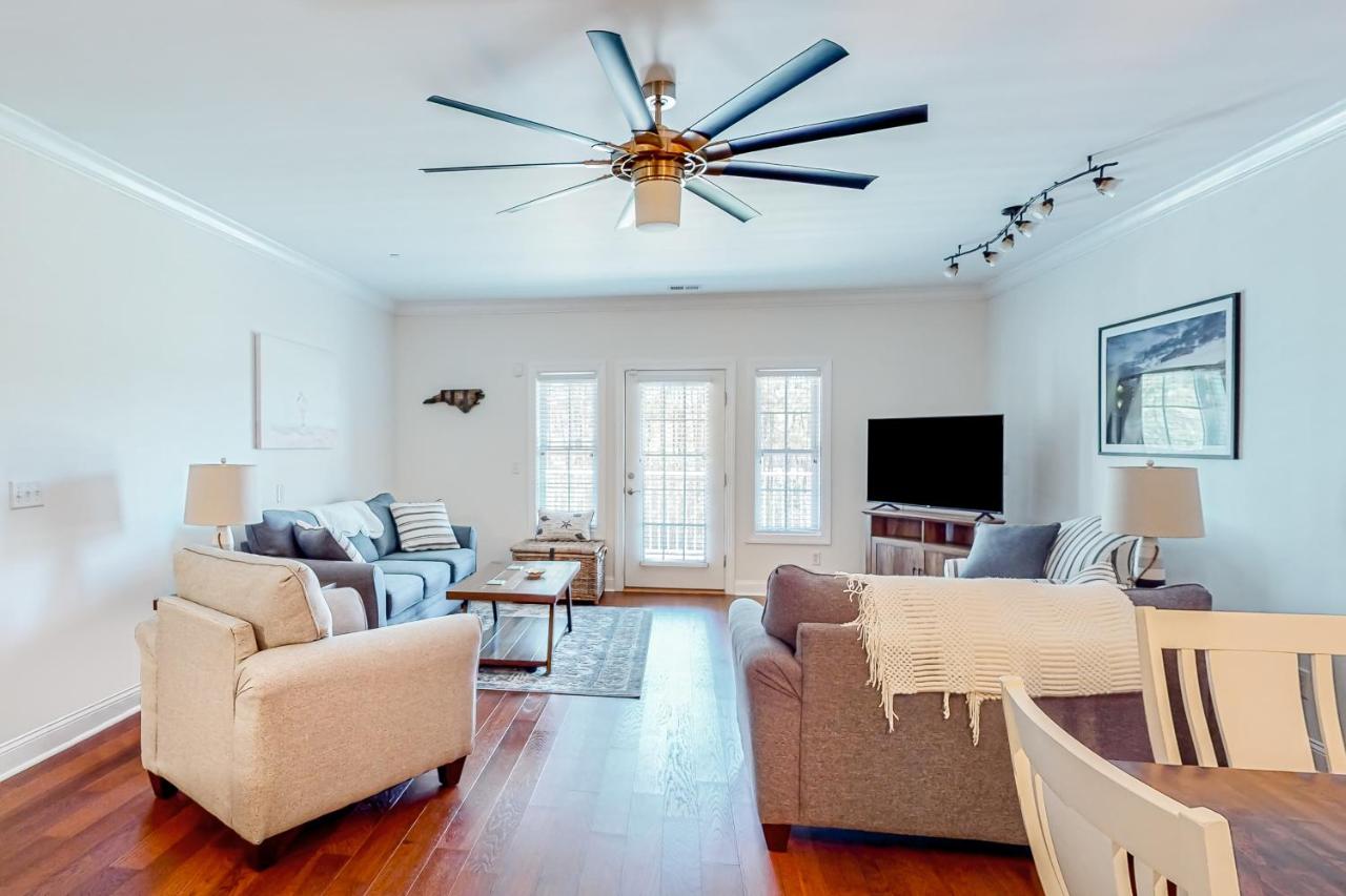 Dolphin Shores, Unit 3 - B&B