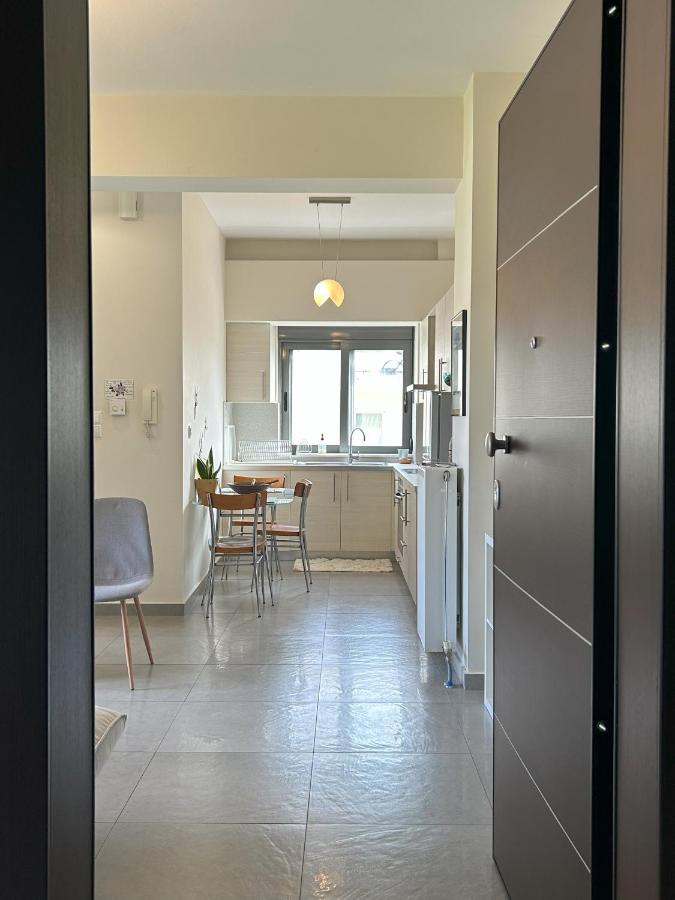 Ηλιόλουστο διαμέρισμα/ Sunny Apartment - B&B