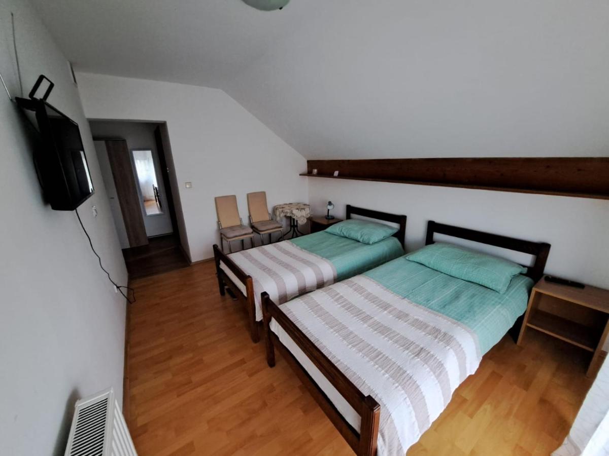 Twin Room with Bath