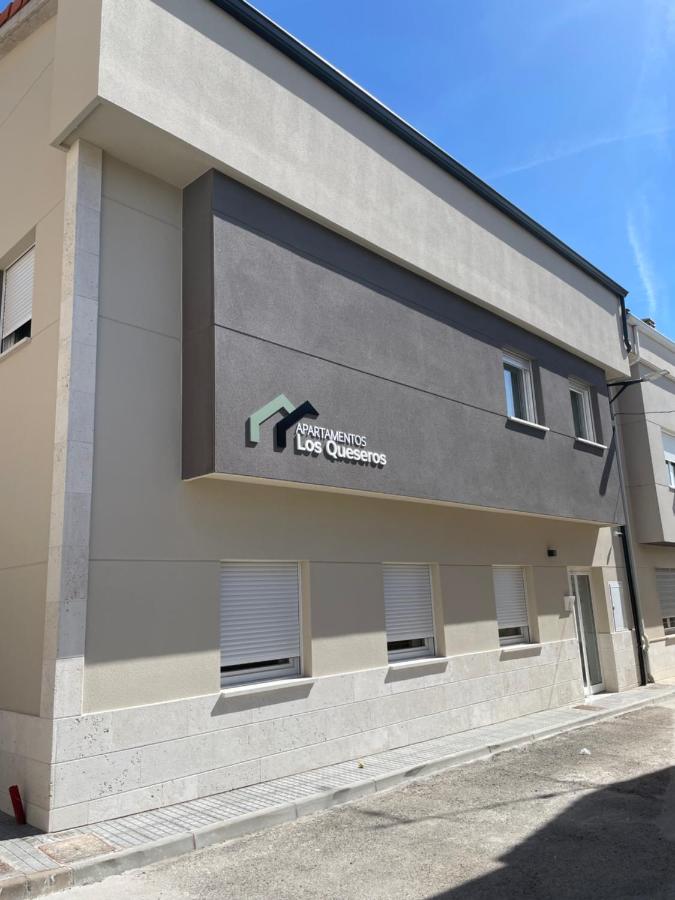 APARTAMENTOS LOS QUESEROS - B&B
