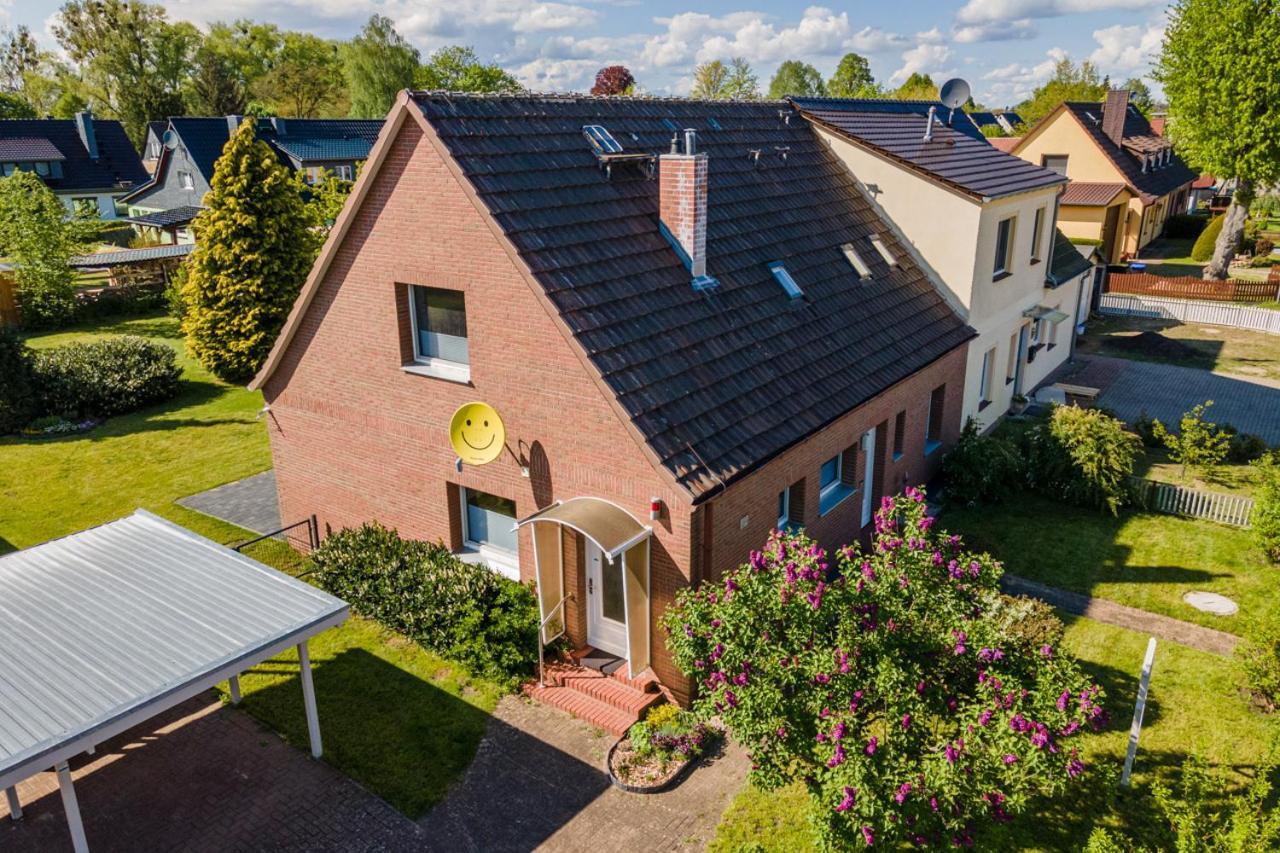 B&B Rechlin - Ferienhaus Hus Stine - Bed and Breakfast Rechlin