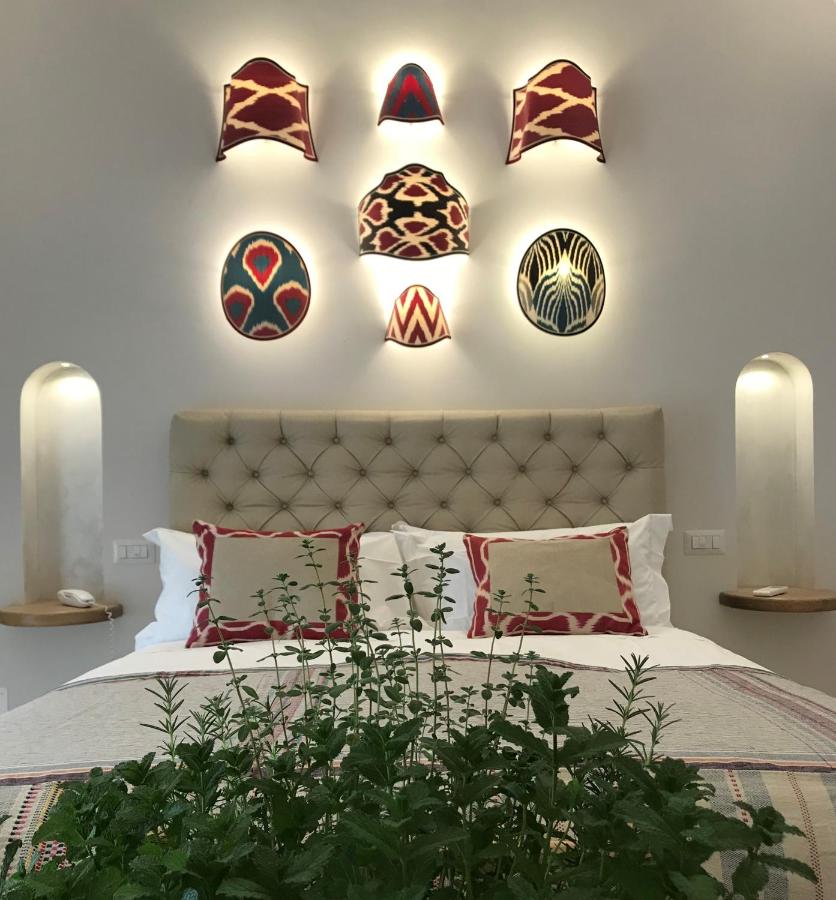 Queen Room with Partial Sea View