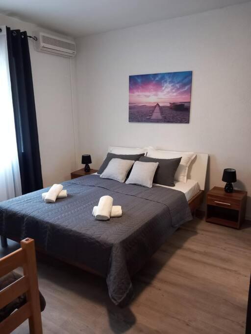 B&B Makarska - Apartment Dora-100m from the central beach - Bed and Breakfast Makarska