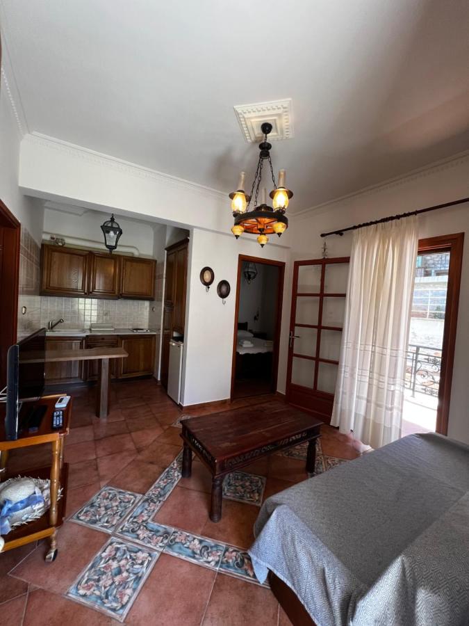 Limeni Studios - B&B