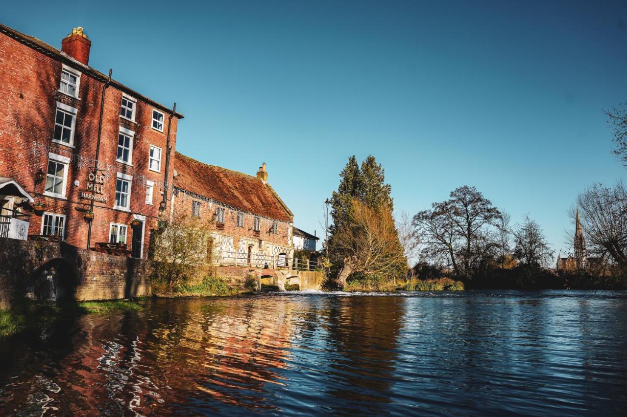 B&B Salisbury - The Old Mill - Bed and Breakfast Salisbury