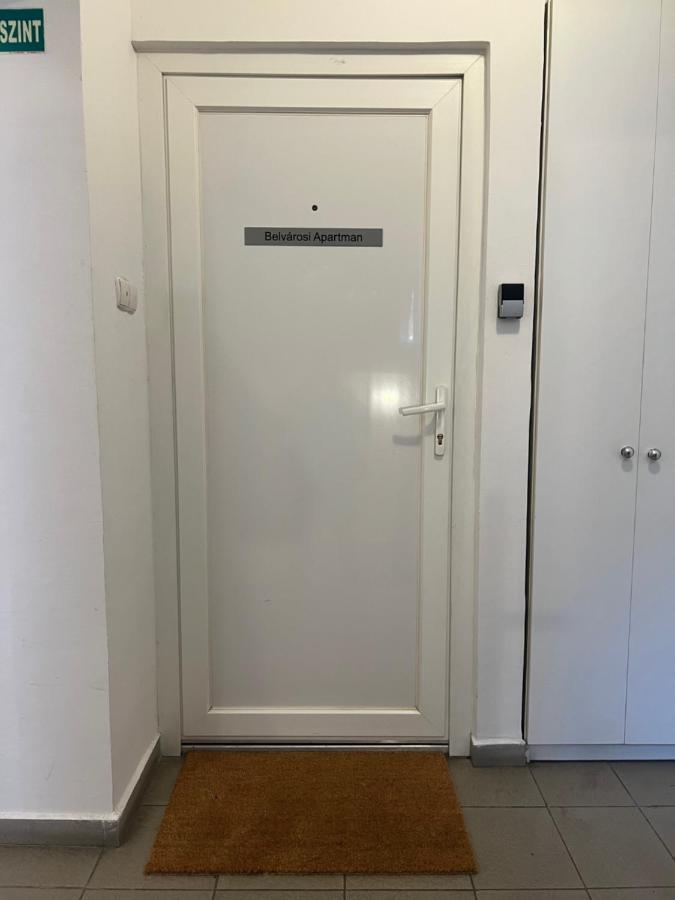 Belvárosi apartman - B&B Eger