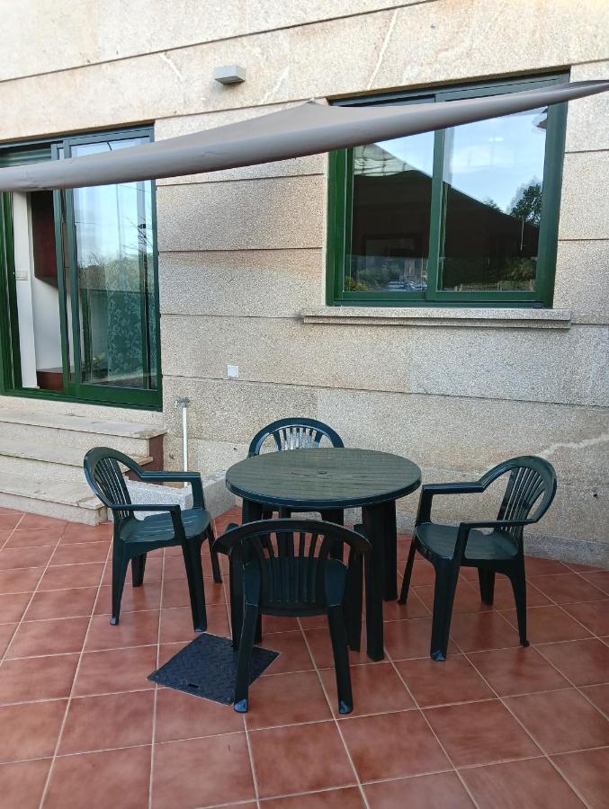 Apartamento con terraza y piscina - B&B