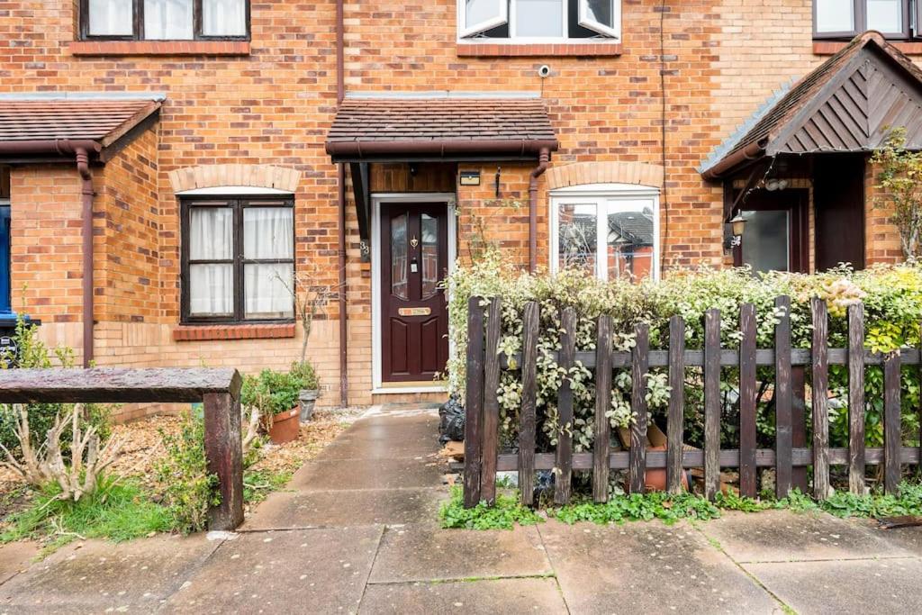 Monalychee - Ferienwohnung London