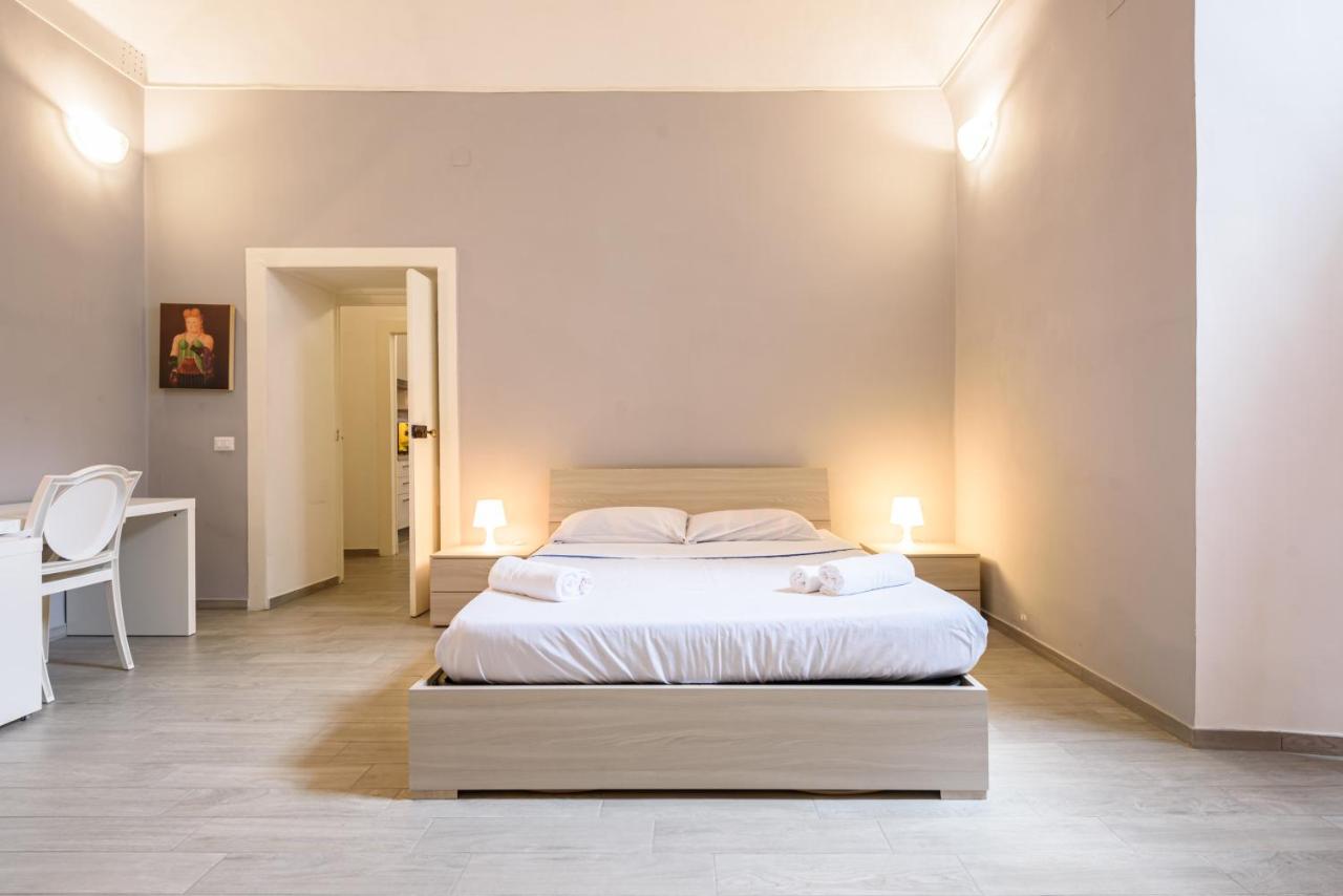 Via Atri 37 - B&B Napoli