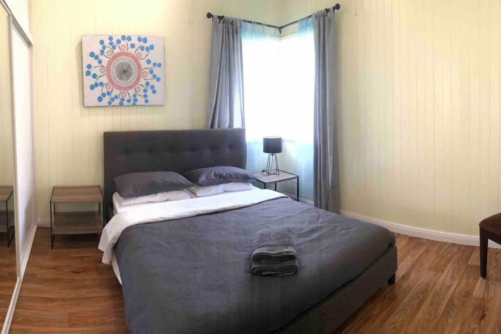 B&B Atherton - Queenslander in the heart of Atherton - Spotless - Bed and Breakfast Atherton