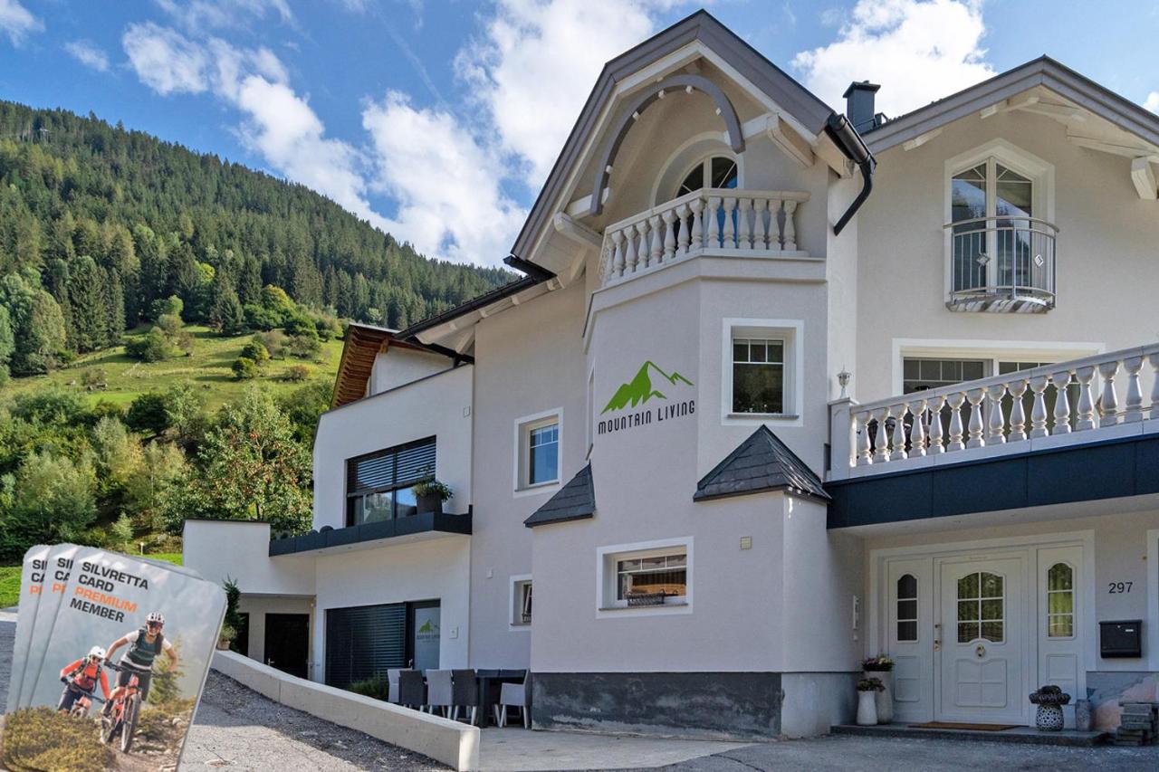 B&B See - Mountain Living Ski-in & Ski out Silvretta Sommer Card Including - Bed and Breakfast See