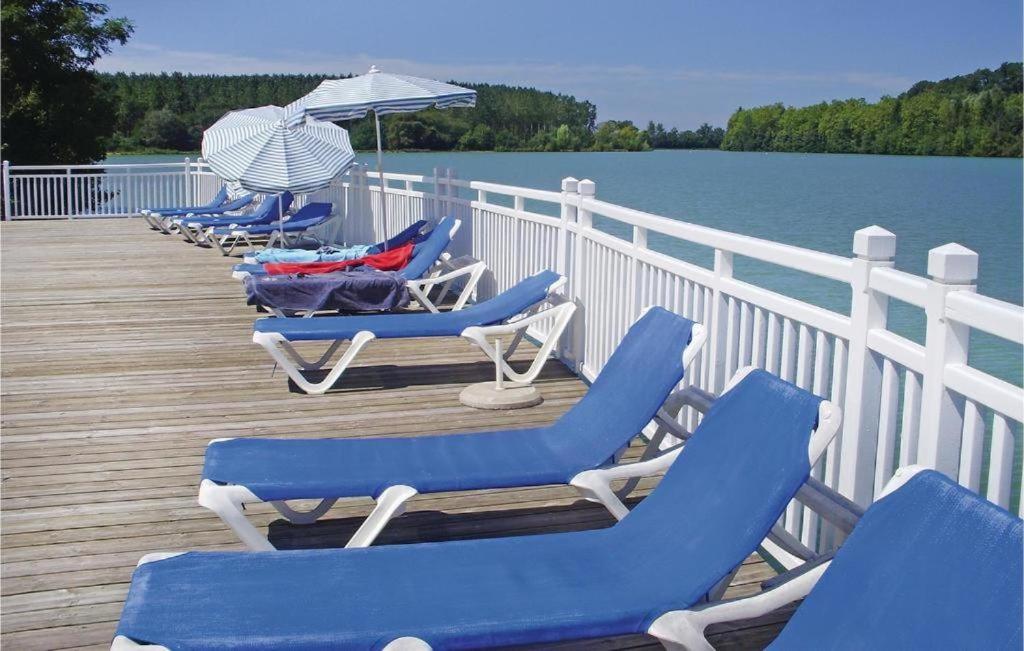 Appt HAMEAU DU LAC avec piscine et vue sur le lac - B&B