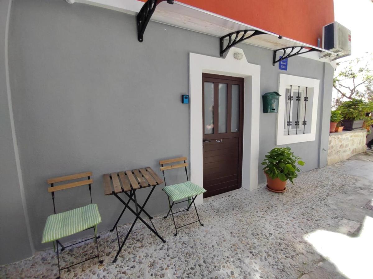Studio apartman & Rooms No1 - Chambres d’hôtes