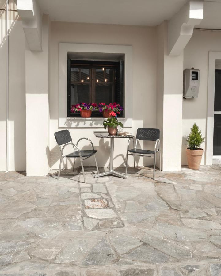 Loula's Mansion - B&B Flesias