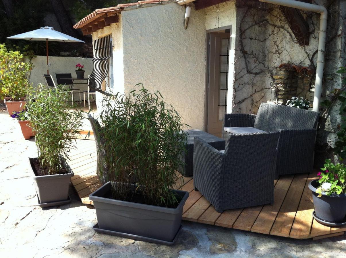 Cottage with Pool View and Private Terrace