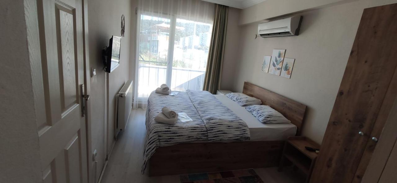 Double Room with Balcony and Sea View