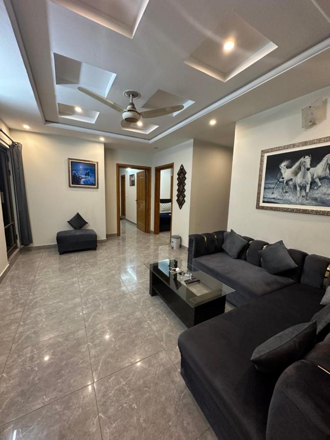 B&B Islamabad - The Penthouse 2BHK - Bed and Breakfast Islamabad
