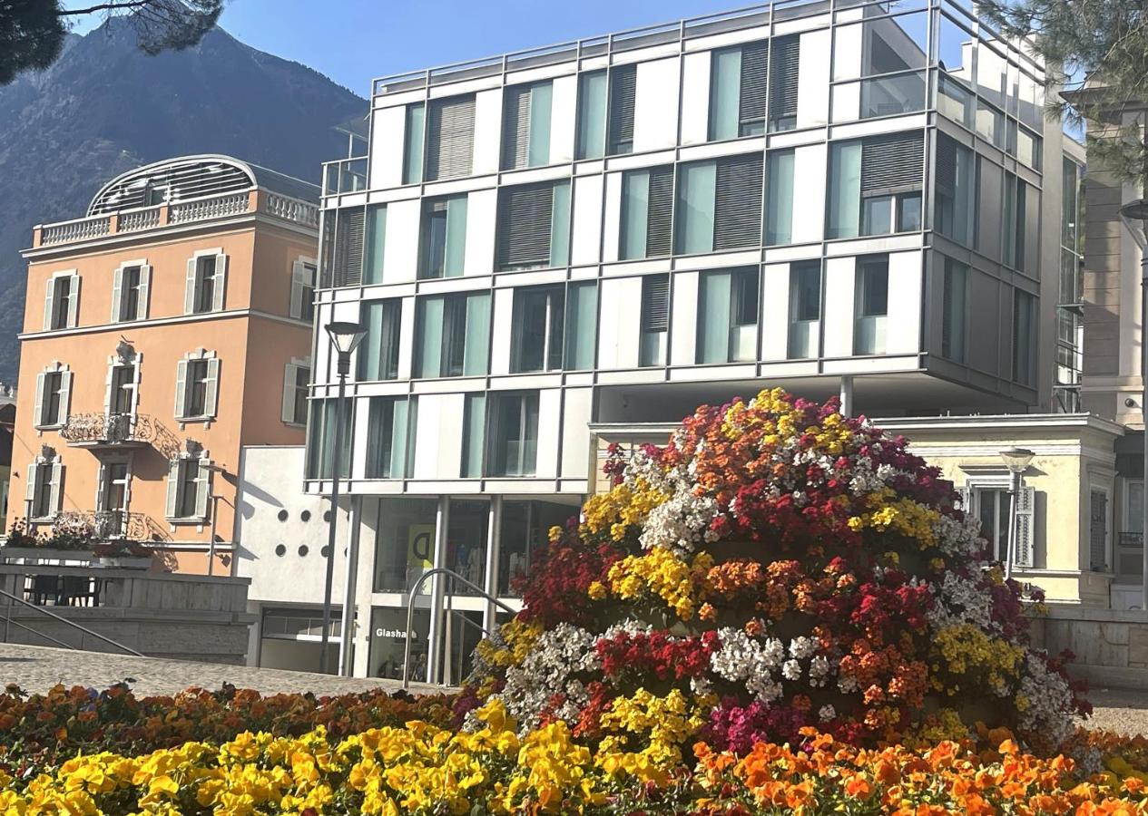 Kurhaus Apartment + parking - B&B Merano