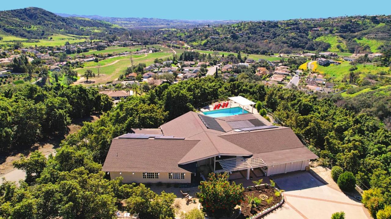 B&B Fallbrook - Hilltop Villa, Pool, Hot tub, Views, Avocado Grove - Bed and Breakfast Fallbrook