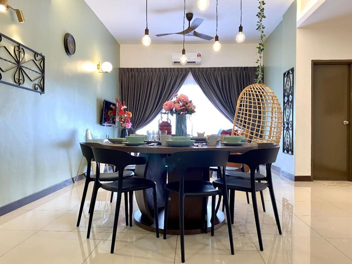 de-Nyony - free water park tickets T&C apply - B&B Malacca