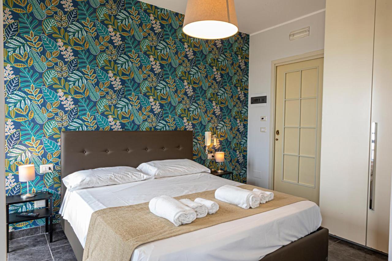 Deluxe Double Room with Sea View