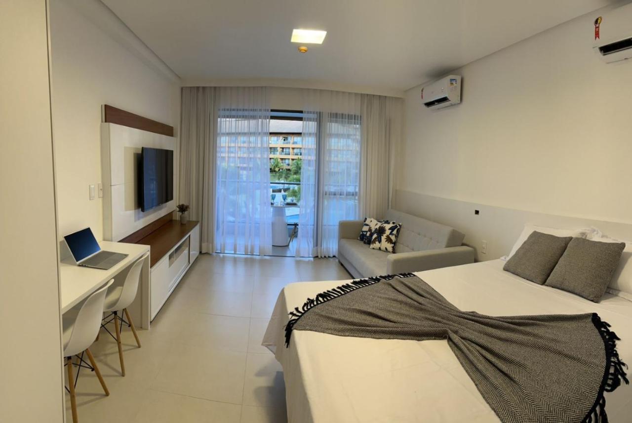 Apartment mit Poolblick