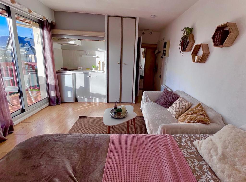Chez Romy - studio équipé avec wifi - proche plage Deauville - B&B Tourgeville