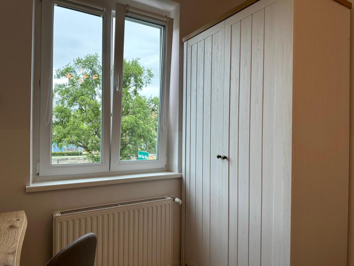 Single Room B1