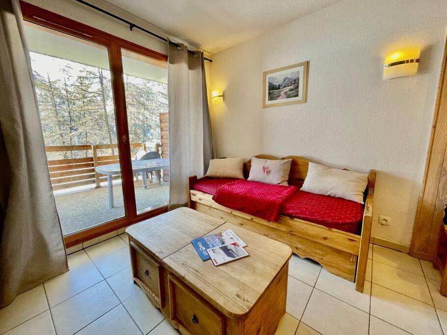 B&B Les Orres - Appartement Les Orres 1800 - Vue montagne - Bed and Breakfast Les Orres