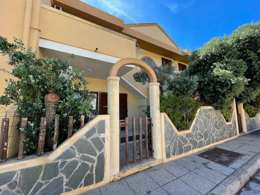 Casa Arcobaleno Ippogrifo - B&B Villasimius