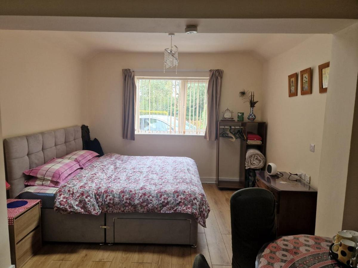 Studio Lickey Hills Near Attractions Garden Pet Ok - B&B Birmingham