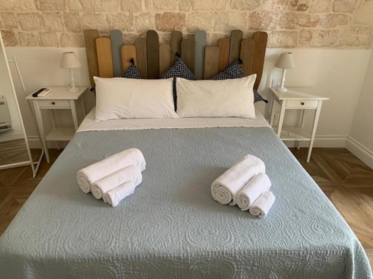 Chambre Double avec Lit d'Appoint