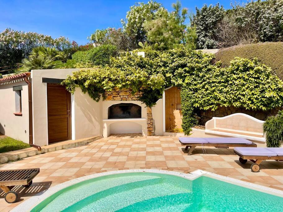 Villa Hibiscus Stintino - B&B Stintino