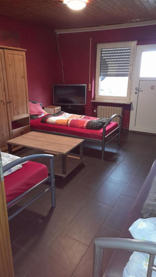 Monteurunterkunft Haus Barbara Pirmasens - B&B Pirmasens