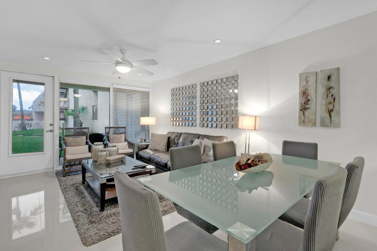 1st Floor Beachfront Resort Condo, Heated Pool, Jacuzzi, Tennis & Beach Access - B&B South Padre Island