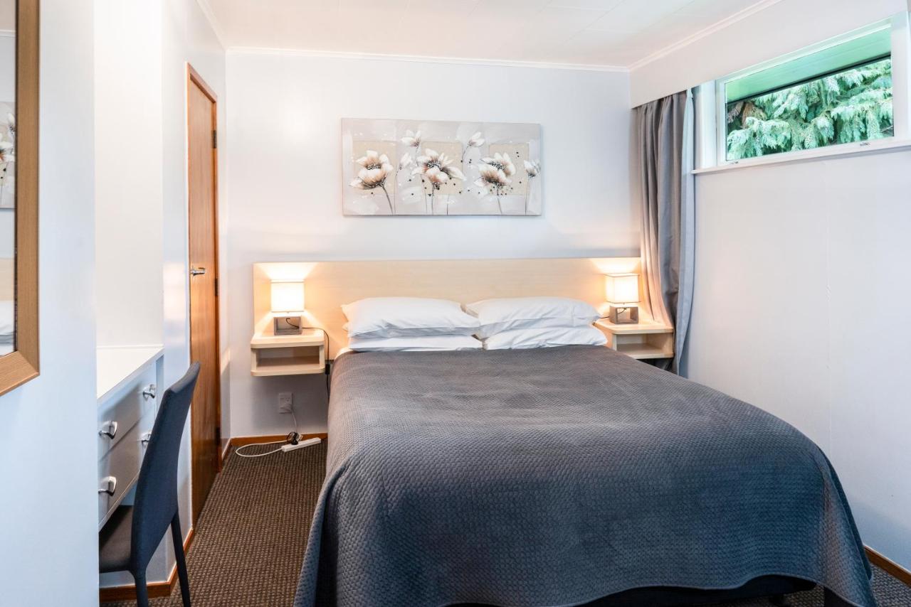 Two Bedroom Unit (6 guests)