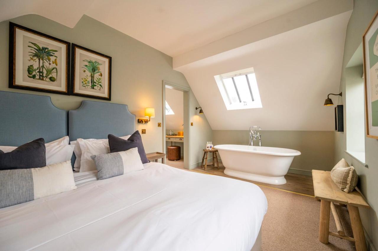 The Bottle & Glass Inn - Book All 3 Rooms - Bed and Breakfast