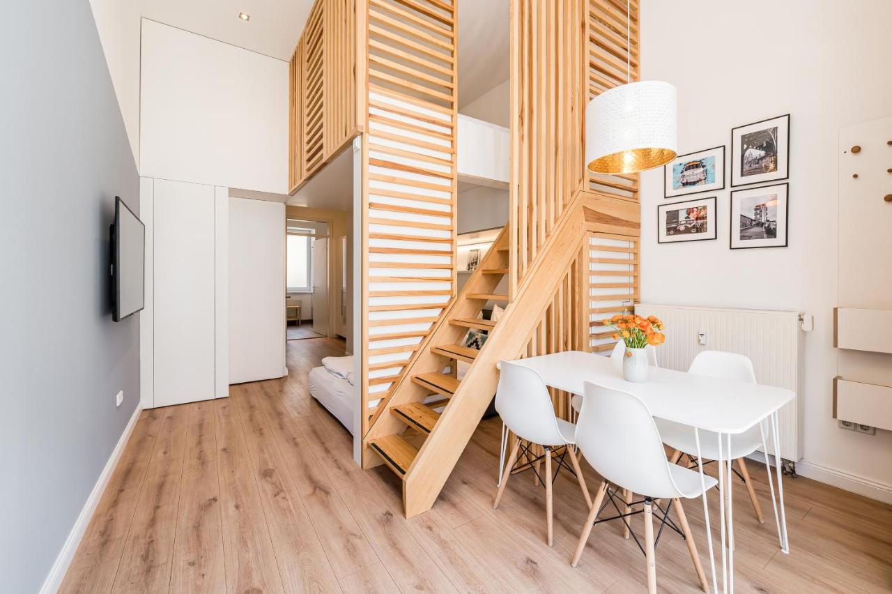 Stylish New Cube Loft by Berlin-Wall-Apartments - B&B