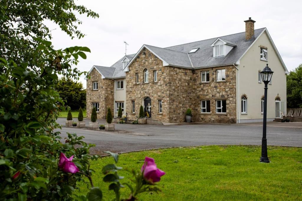 B&B Donegal - Donegal Manor - Bed and Breakfast Donegal