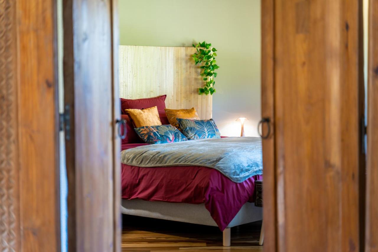 Camera Quadrupla Superior