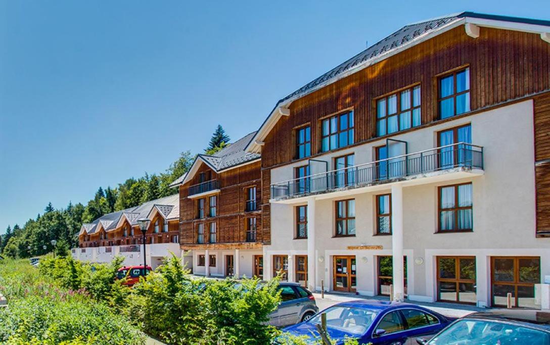 Le Nivelet - Duplex aux pieds des pistes toute l'année - B&B La Féclaz